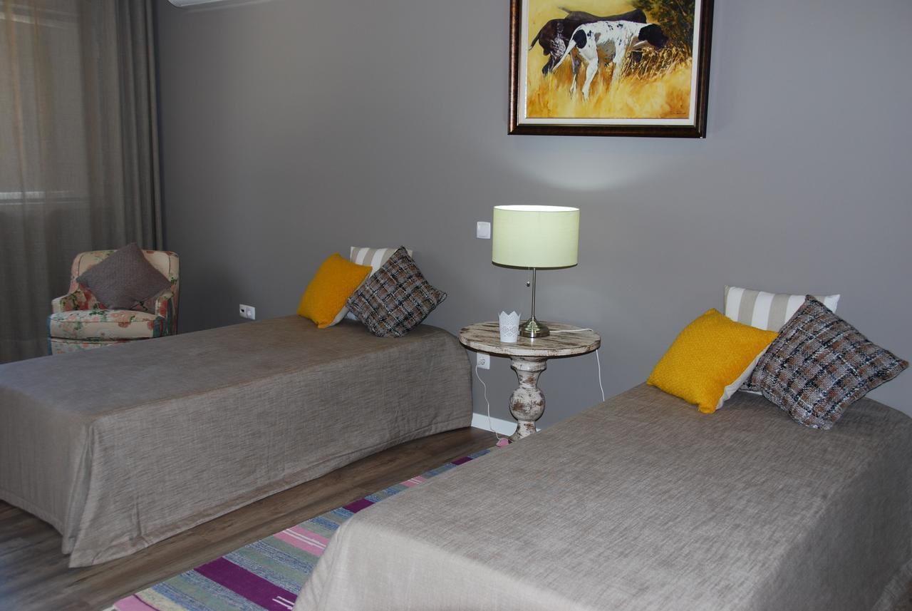 Quinta Da Torre - Casas De Campo Bed and Breakfast Alenquer Eksteriør billede